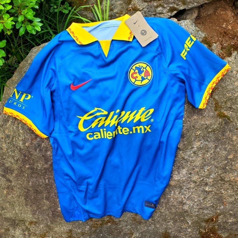*Brand New* Club America Away Soccer Jersey - SizeS US